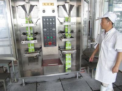 家樂福攜手澤雨豆制品 透明車間開放日，共筑食品安全防線